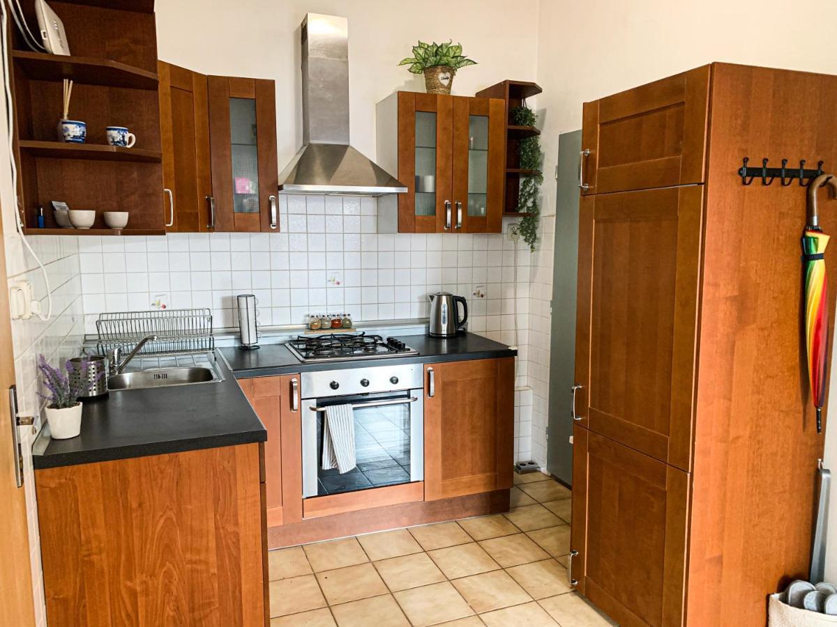 Cozy Downtown City Living Bratislava Exterior photo